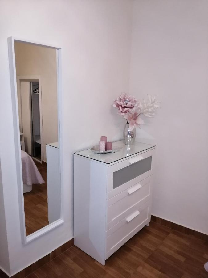 Apartamento Entrecaminos Setenil De Las Bodegas Exteriör bild